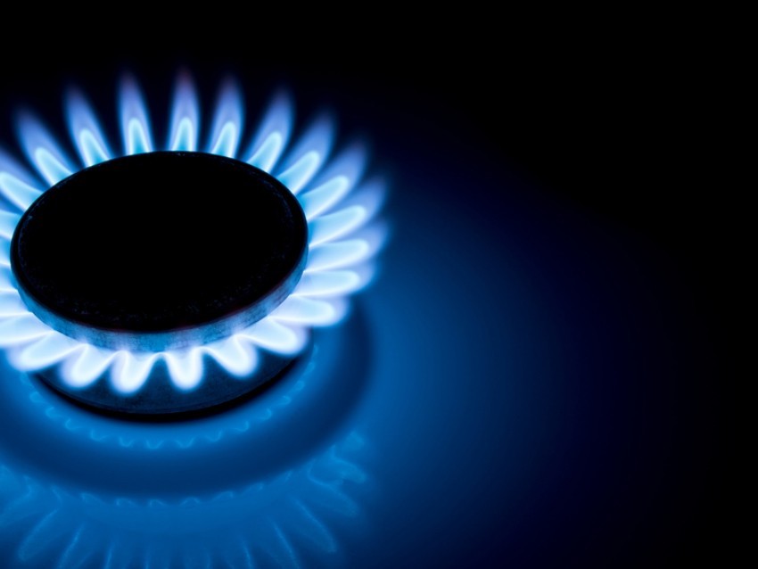 Gas